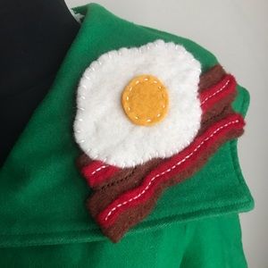 Handmade Wool Eggs and Bacon Breakfast Brooch